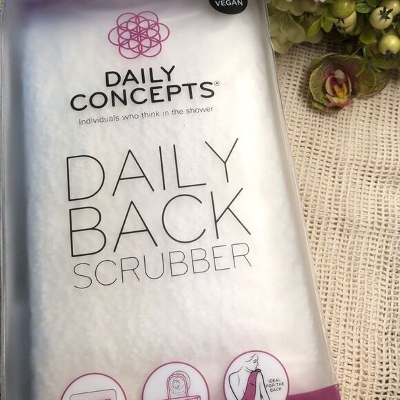 NWT🆕 Daily Concepts Daily  Organic Back Scrubber Helps with Cellulite - Picture 1 of 3